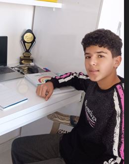 گفت و گو با محمد اوجاقی حیدر آباد قهرمان پیشرفت هشتم