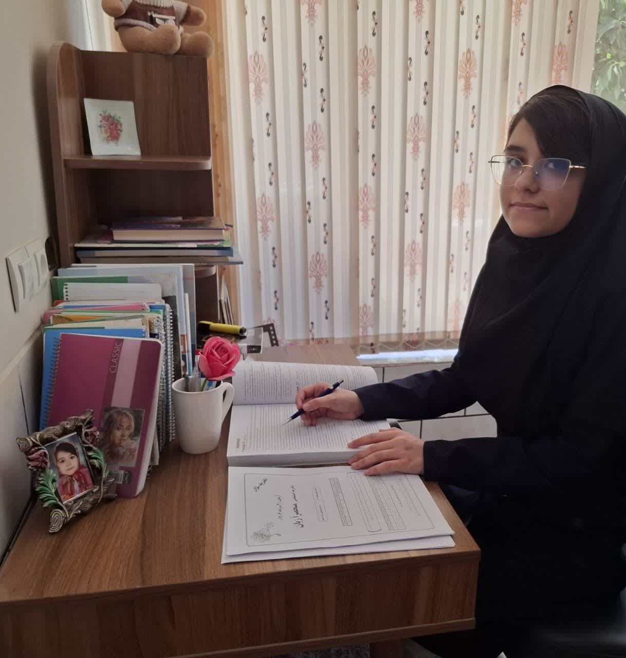 گفتگو با ساینا نصوحی قهرمان پیشرفت درسی از مبارکه