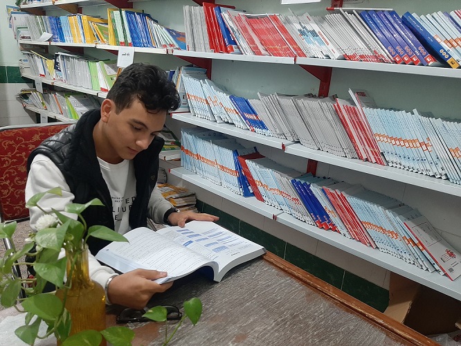 مصاحبه با امیرحسین حاتمی قهرمان پیشرفت 1404 از بافت