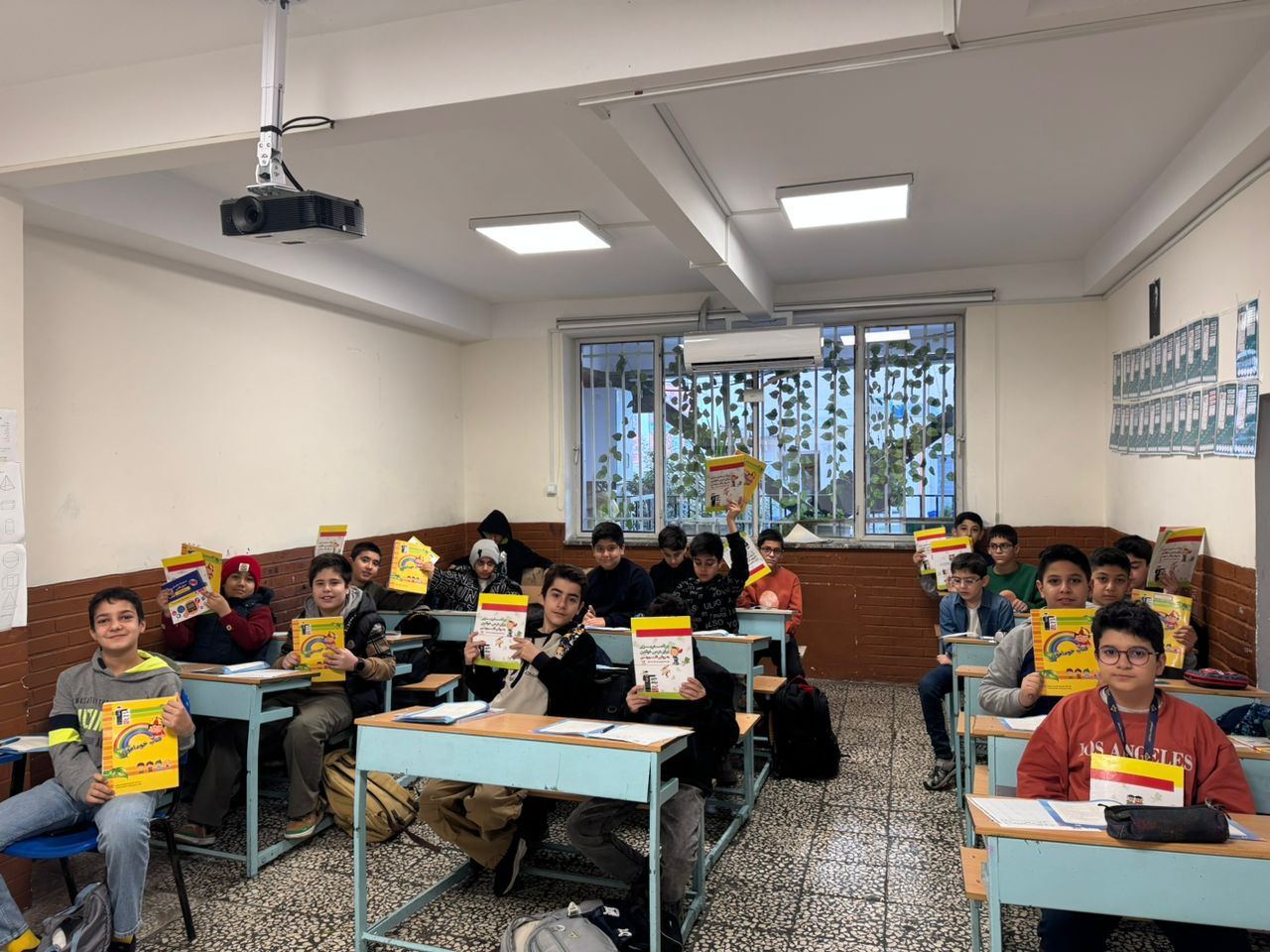 گفت و گو با پشتیبان قهرمان پیشرفت درسی : روژین بزرگ پور