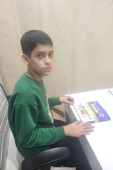 گفت و گو با قهرمان پیوستگی کامیار اکبر پور