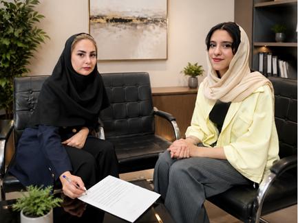 گفتگو با نیلوفر یاراحمدی پایه نهم قهرمان پیشرفت از شهر دورود