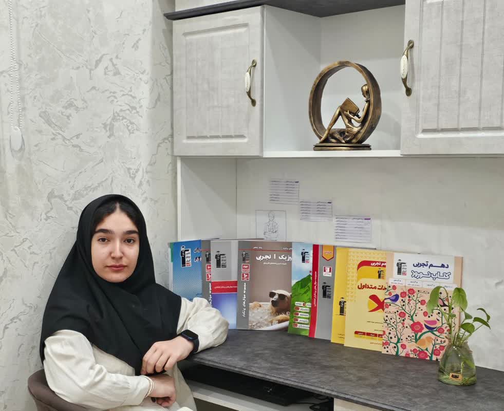 گفتگو بافاطمه معصومی باشگاه پانصدتایی یازدهم تجربی از کمالشهر