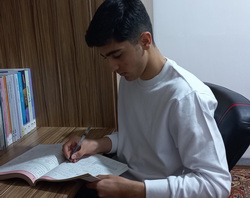 گفت وگو بامحمدرضا ملکی کامجوعضوباشگاه هفتصدتاییها ازشهرستان بهار