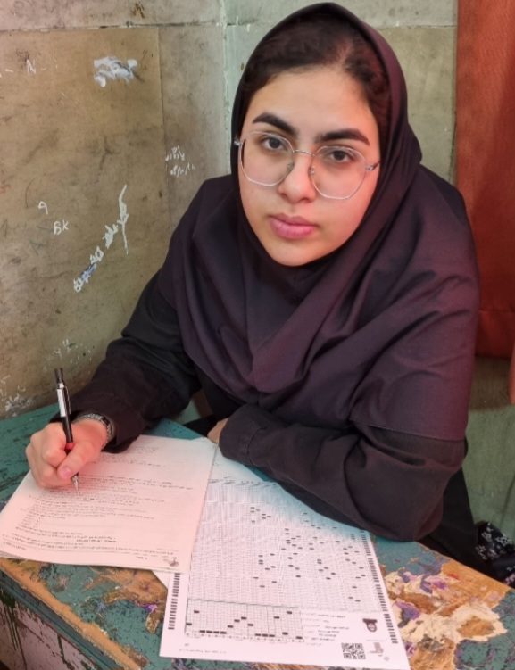 گفت و گو با کوثر بوشهریان قهرمان پیوستگی دانش آموز دوازدهم تجربی