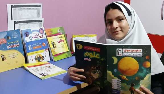 گفتگو با آیناز سلمانی؛ پایه ششم عضو باشگاه 500 تایی