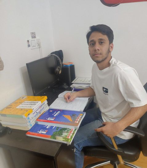 گفتگو با محمد حسنی با 1250 پاسخ صحیح