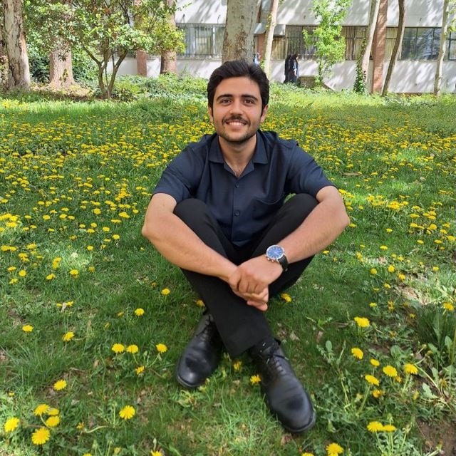 گفت و گو با امیرحسین صالحی:قبولی رشته توانبخشی و سلامت اجتماعی