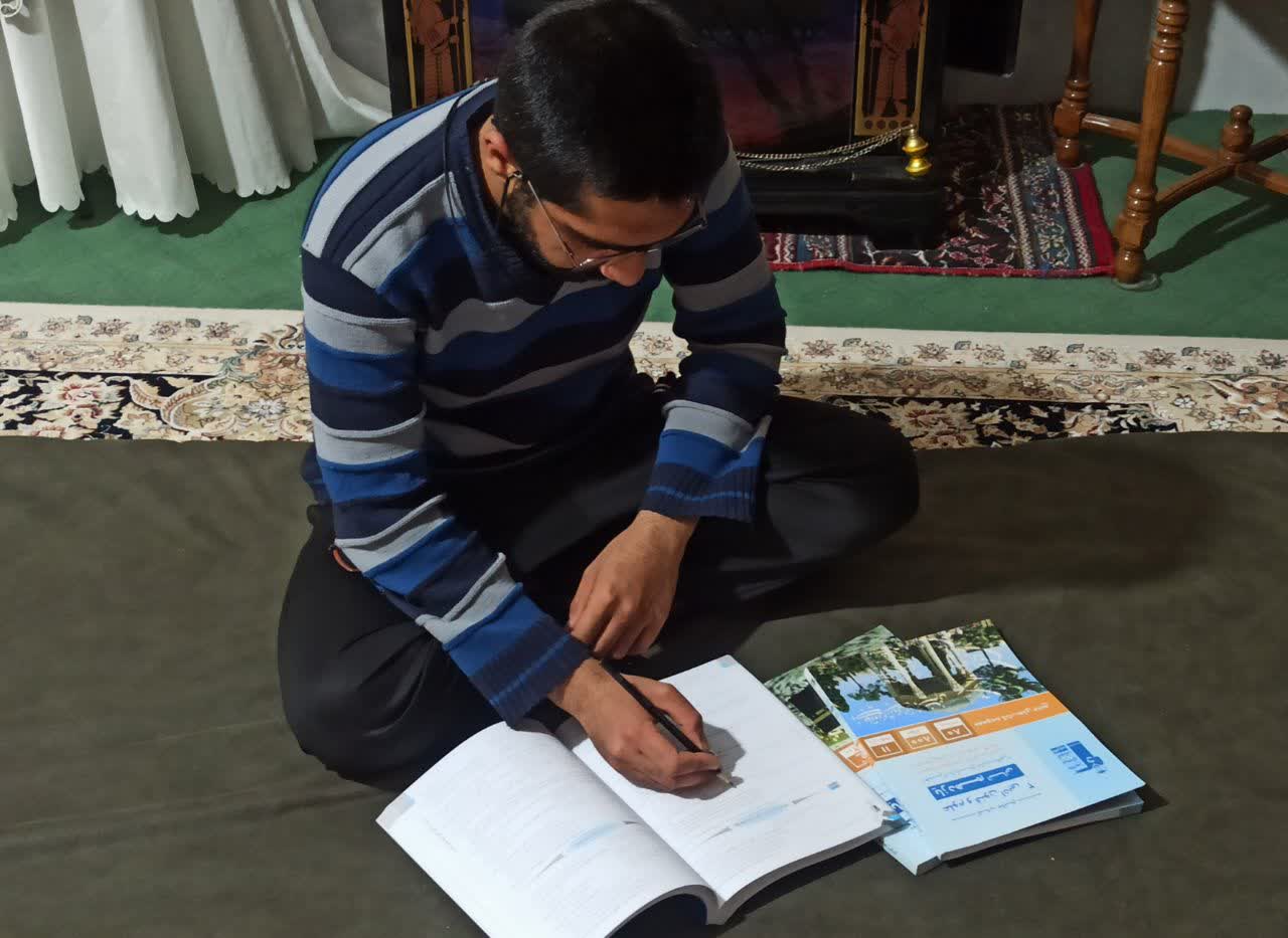 گفت و گو با محمد رضا مرادی: قهرمان پیوستگی یازدهم انسانی