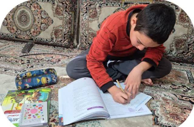 قهرمان پیشرفت، محمد پارسا یزدانی نرم دانش آموز مقطع ششم از مشهد