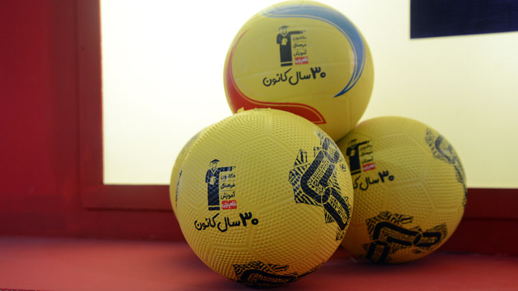 25 اردیبهشت1402: گزارش تصویری 6 ازحضور کانون در نمایشگاه کتاب