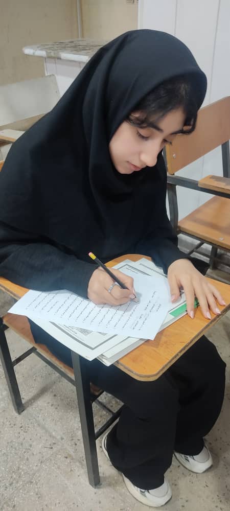 گفتگو با کوثر دریس قهرمان پیوستگی تابستان و پاییز 404 بندرامام