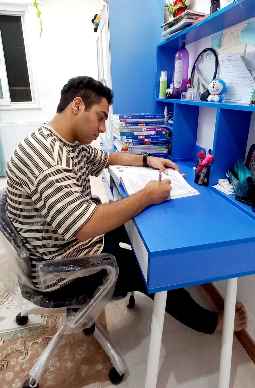 گفت وگوبا رضا بنی هاشمی؛ تابستان وپیشخوانی دروس یازدهم تجربی/ساری