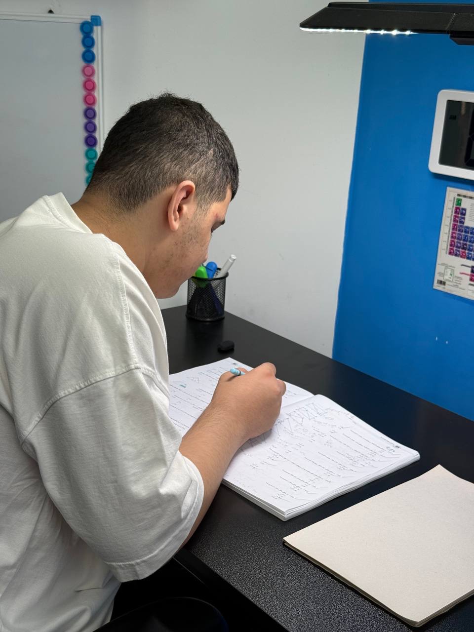 گفت وگوبا علی رضایی؛با 785پاسخ صحیح یازدهم تجربی از ساری