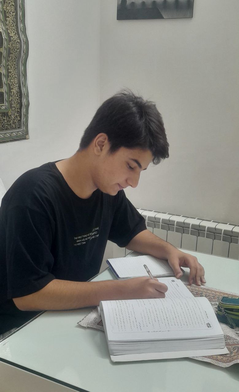 گفت وگوبامحمدطاهی مجدی; مطالعه هدفمند و مرور موثر دهم ریاضی/ساری