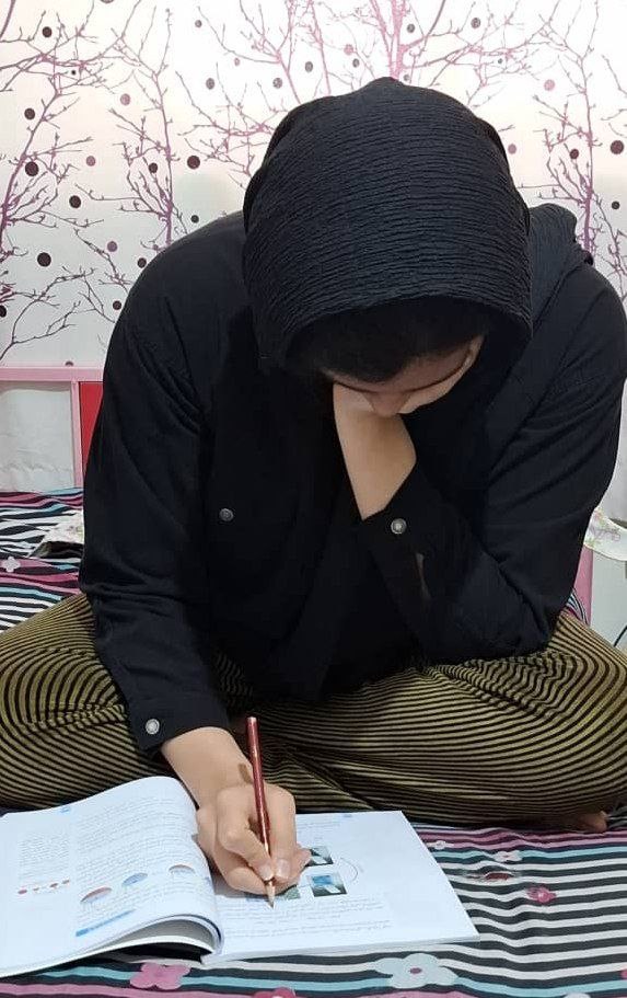 گفت وگو با طهورا براتی ; نظم، استمرار  دوازدهم تجربی/ساری