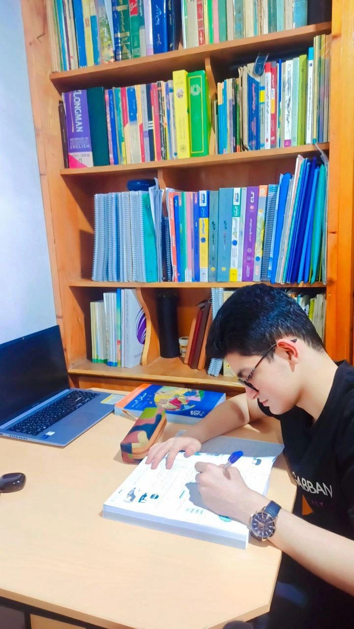 گفتگوبا بردیا عرب خزائلی؛ با 167پاسخ صحیح دوازدهم ریاضی از ساری