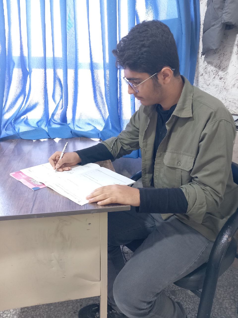 گفت وگوبا محمد صادق عالیشاه ; از اشتباه تا تسلط یازدهم ریاضی/ساری