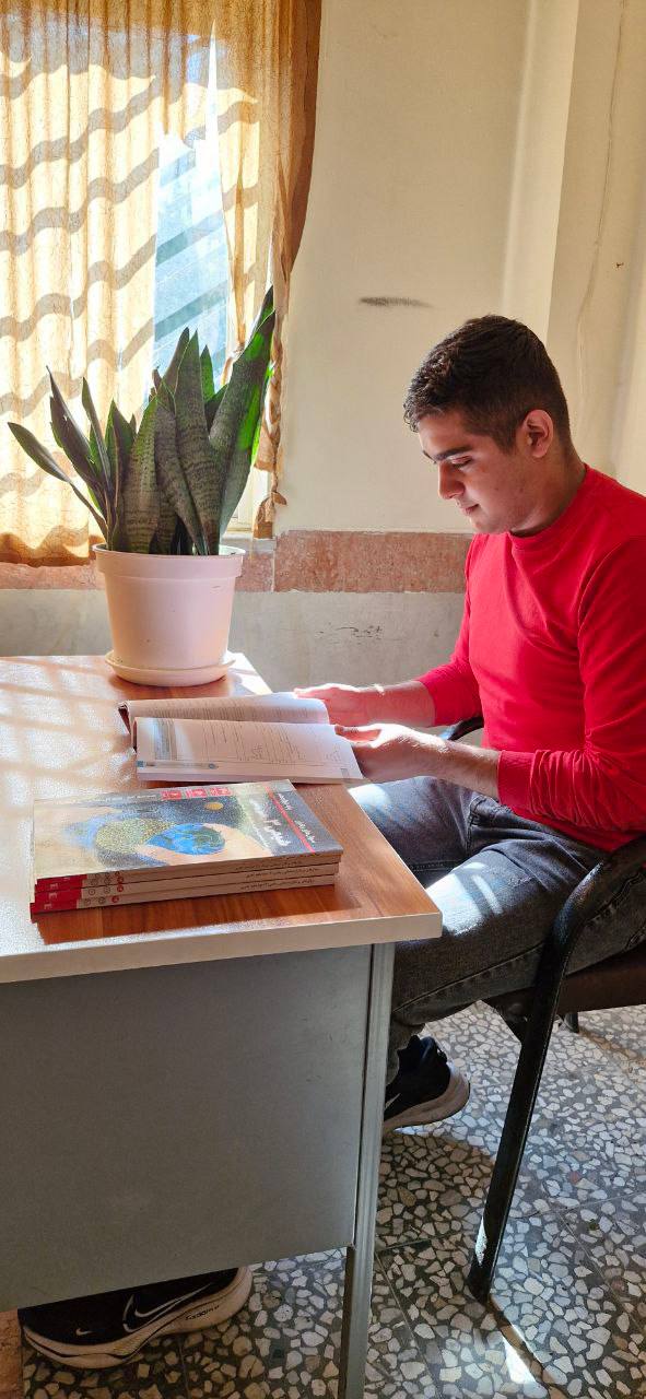 گفت وگو با سپنتا ترابی; با 382 پاسخ صحیح دوازدهم انسانی از ساری