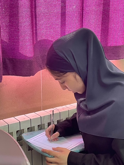 گفت وگوبا فاطیما خلیلی ; تمرین مستمر دهم تجربی از ساری