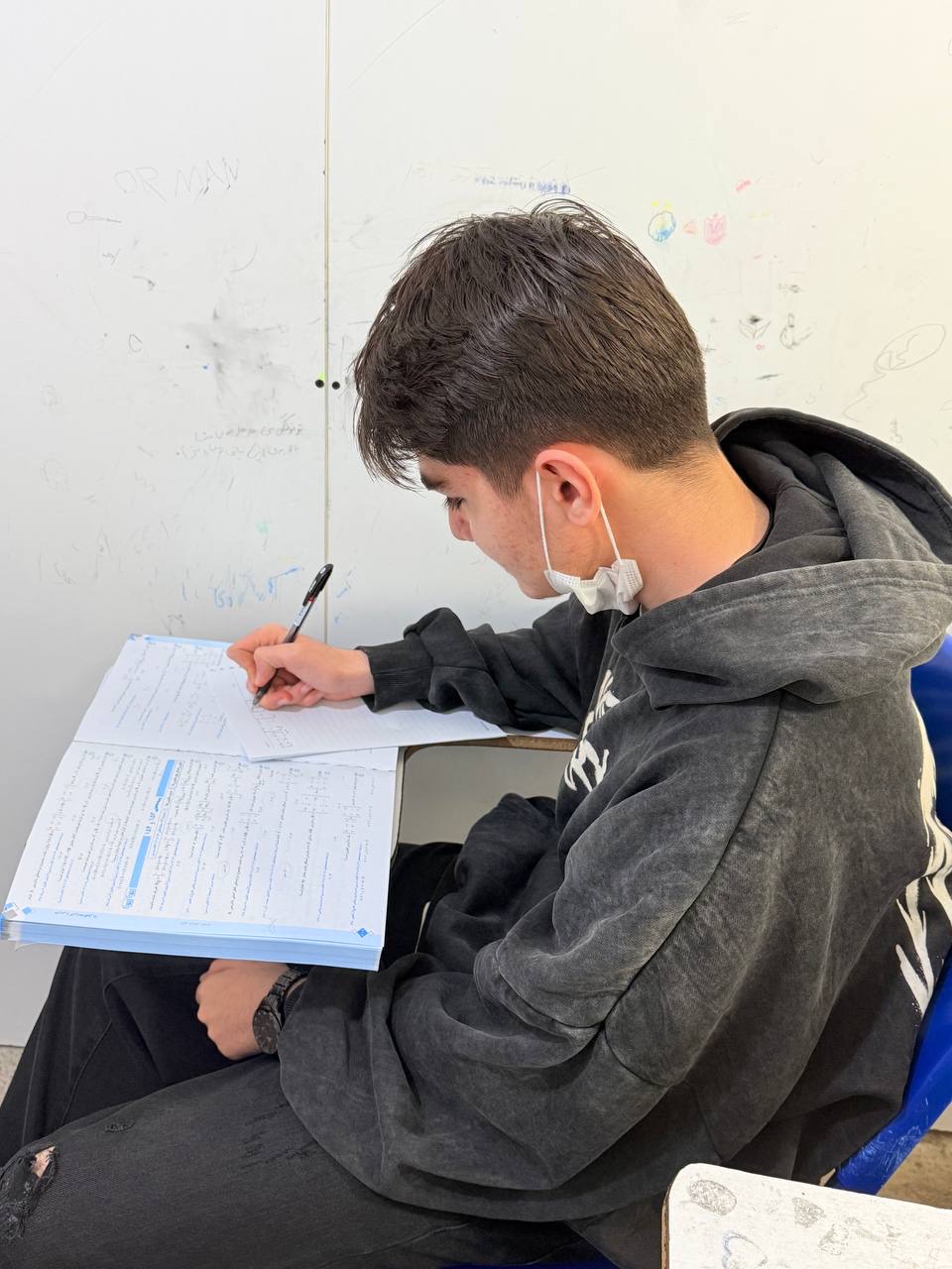 گفت وگوباامیرعلی علی نژاد; تمرین مستمر دوازدهم ریاضی از ساری