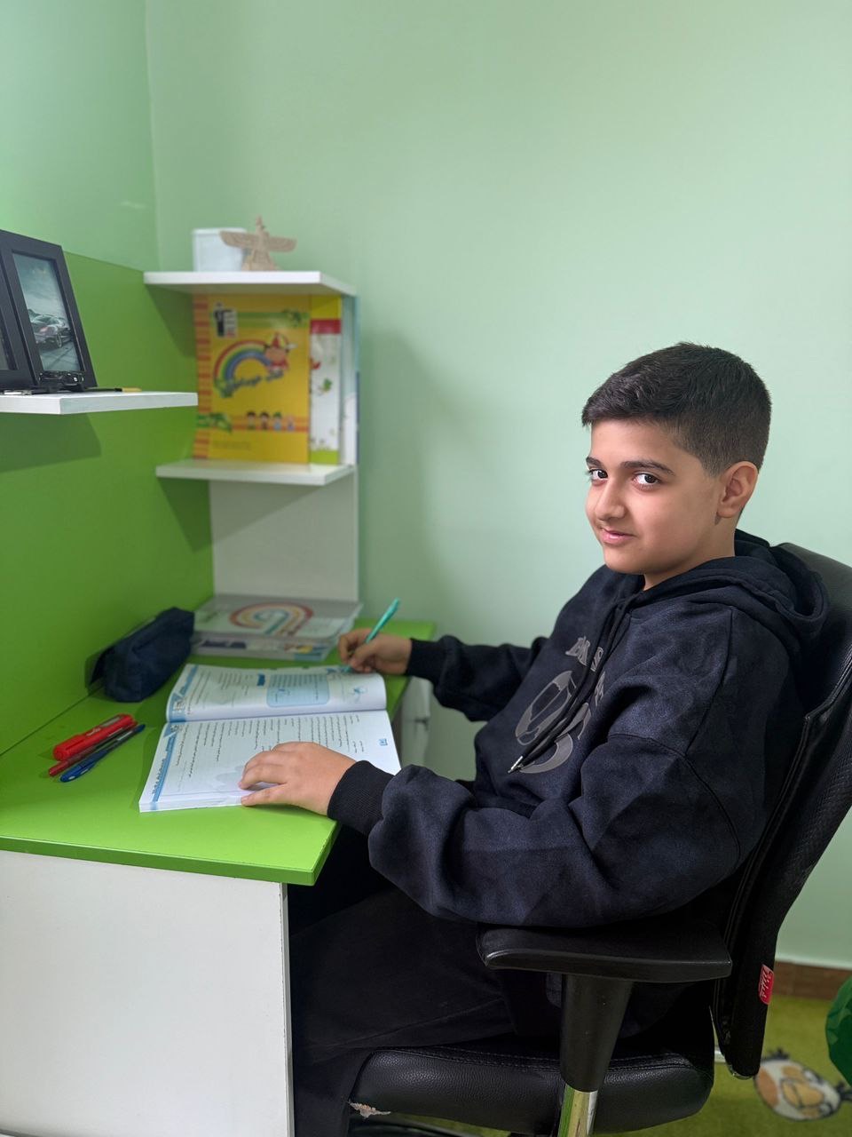 گفت وگوبا محمد درویش خضری ; با 310 پاسخ صحیح پنجم دبستان از ساری