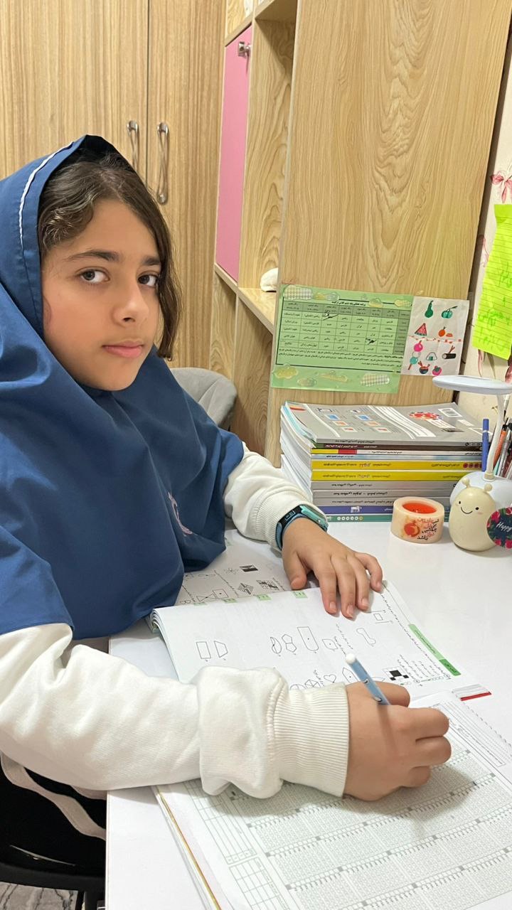 گفت وگو با ریحانه شفایی ; با 792 پاسخ صحیح ششم از ساری