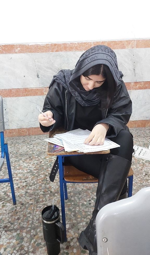 گفت وگوبا فاطمه برزگر; برنامه‌ریزی منظم دوازدهم تجربی از ساری