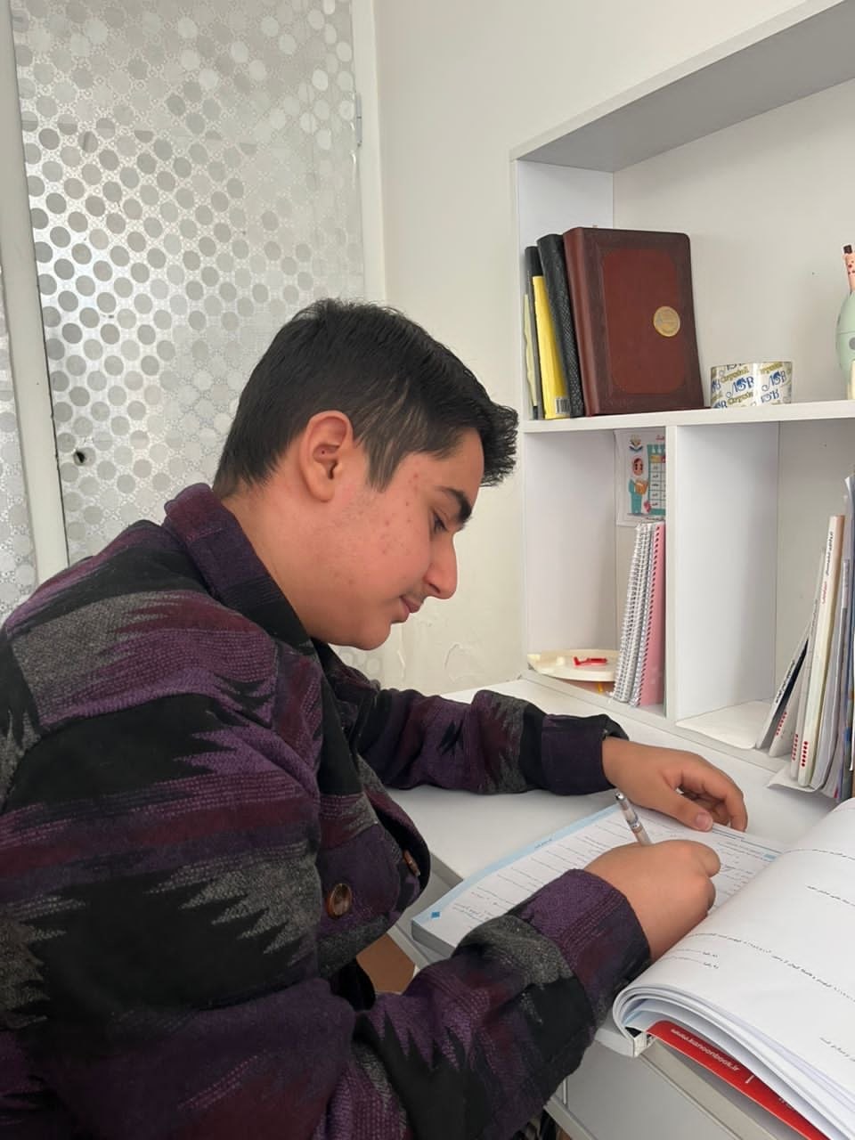 گفت وگوبا امیررضا اسمعیلی; با 616 پاسخ صحیح نهم از ساری