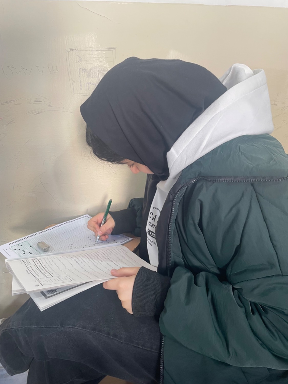 گفت و گو با حنانه آقایی ؛با 592 پاسخ صحیح دوازدهم انسانی از ساری