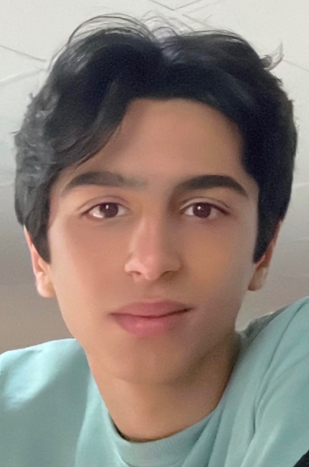 گفت و گو با امیرحسین توهمی ؛ با 495 پاسخ صحیح نهم از ساری