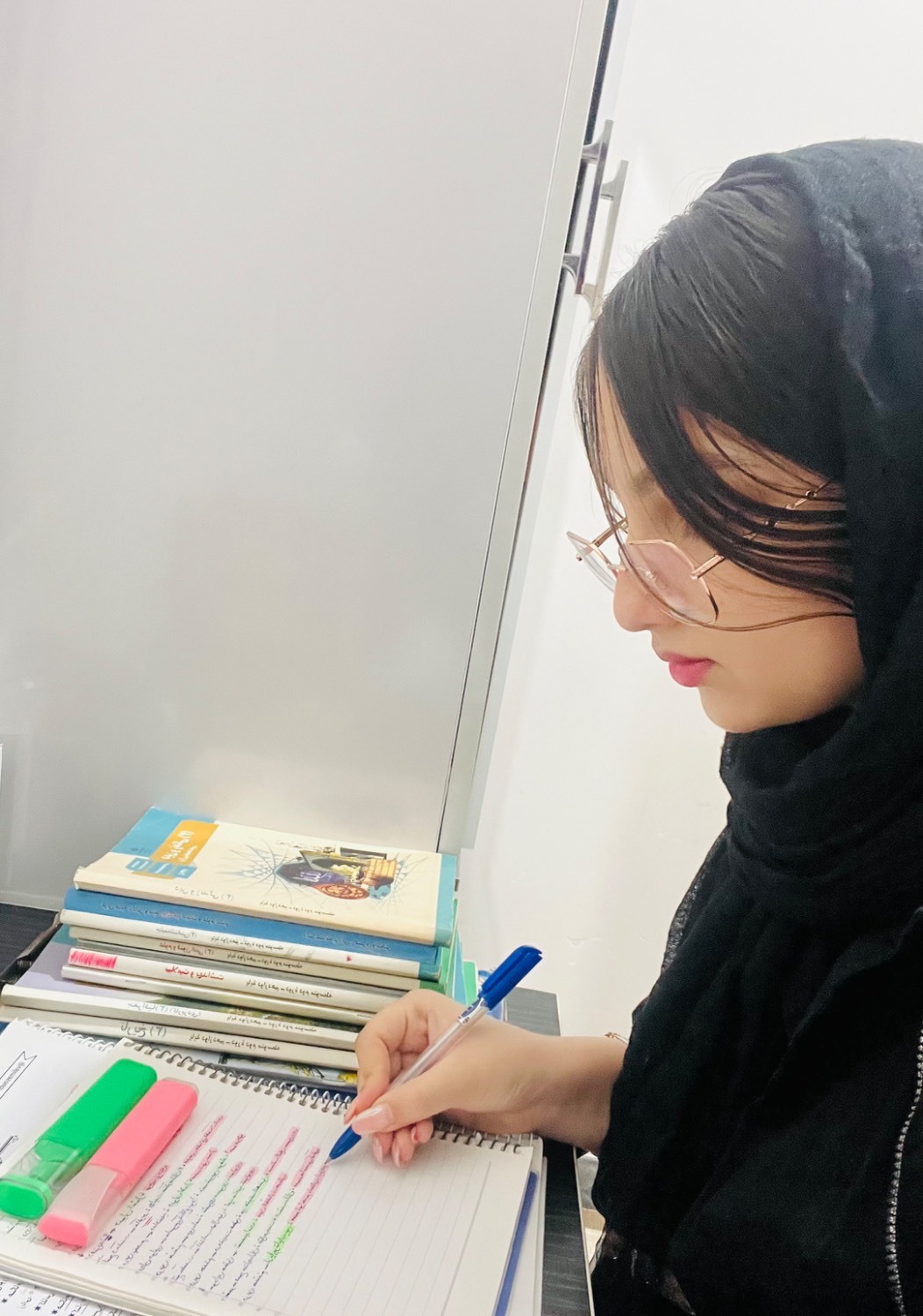 مصاحبه بافاطمه رمضانی؛مطالعه دقیق،تحلیل آزمون دوازدهم انسانی/ساری