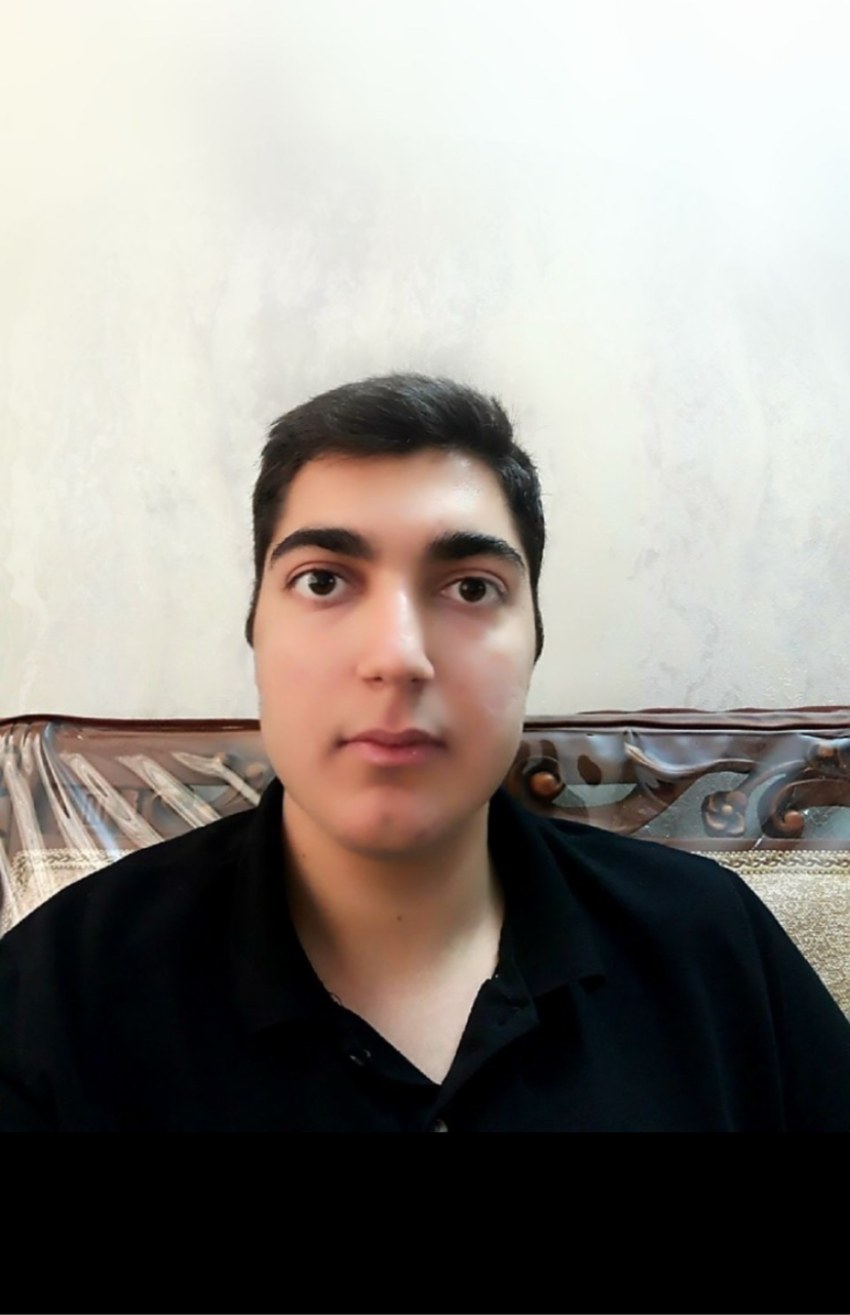 سینا صمدیان رتبه 3600 منطقه 1 کنکور تجربی 1403 (5سال،100 آزمون)