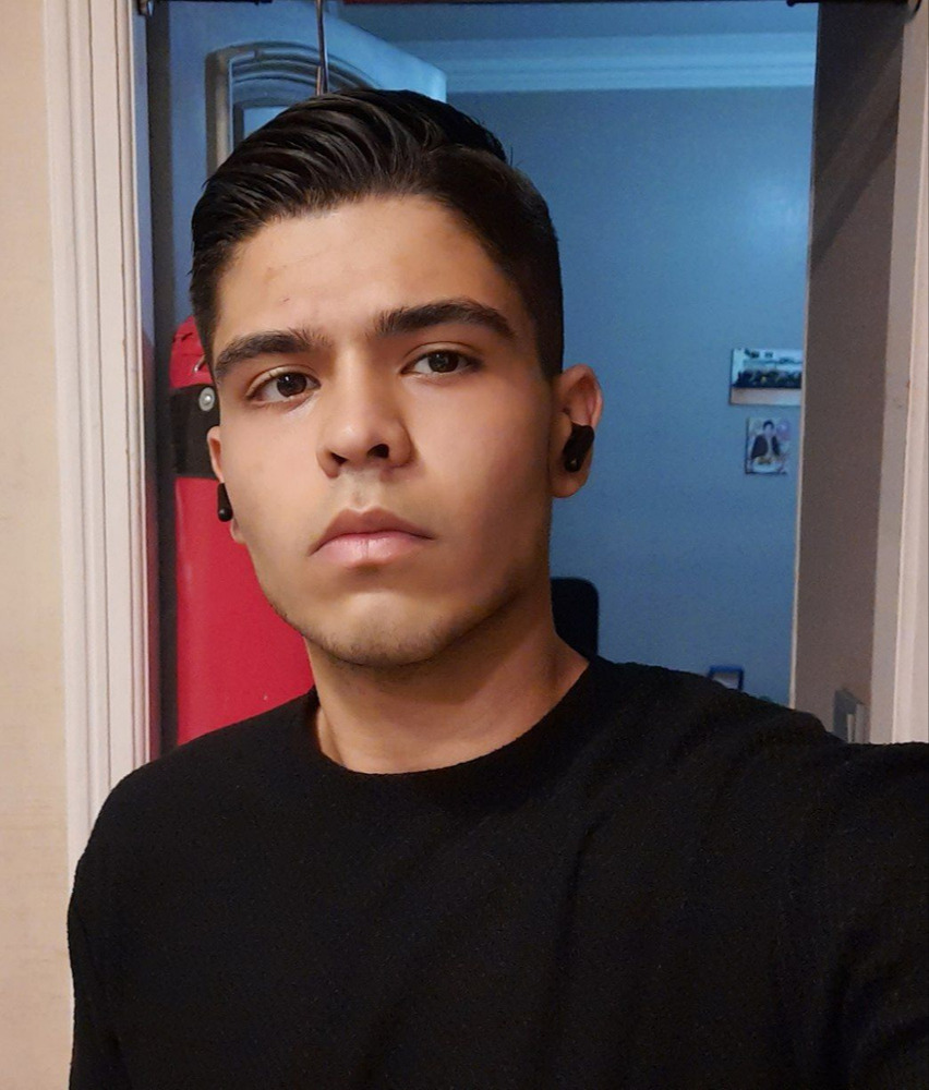 گفتگو با علی اصغری قهرمان پیشرفت دوازدهم ریاضی