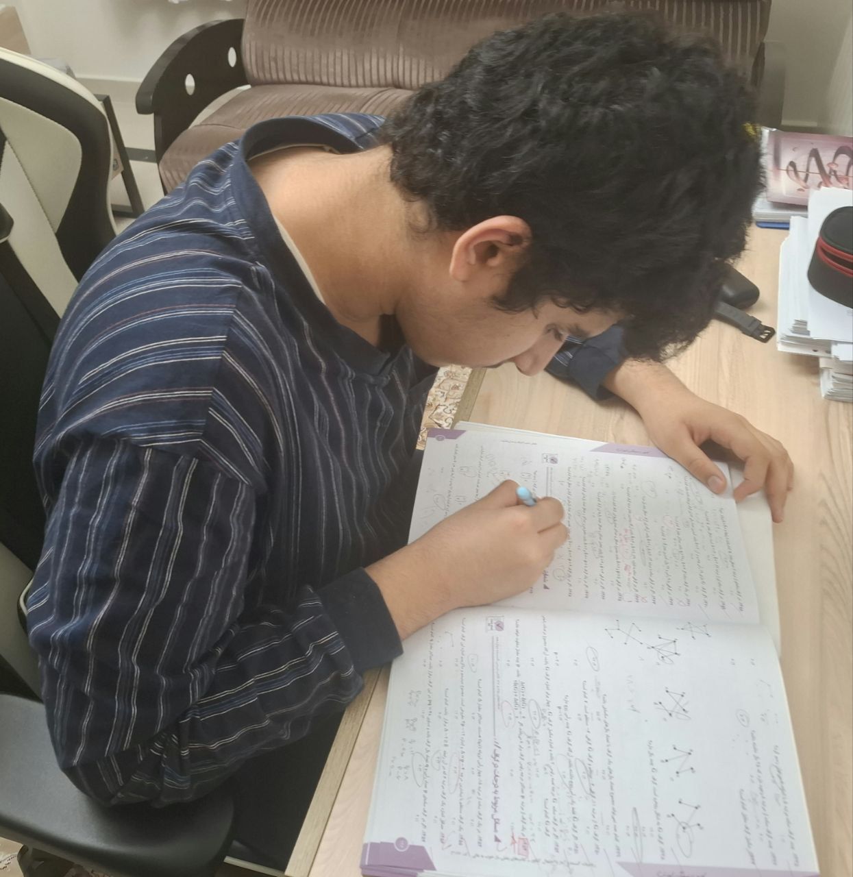 گفتگو با طاها اسدی قهرمان پاییز دوازدهم ریاضی