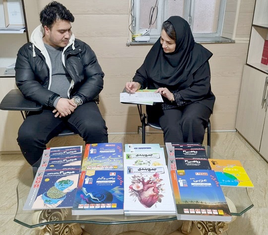 گفت وگو با شهناز رشتبرزاده ، پشتیبان برتر در پیشرفت تحصیلی