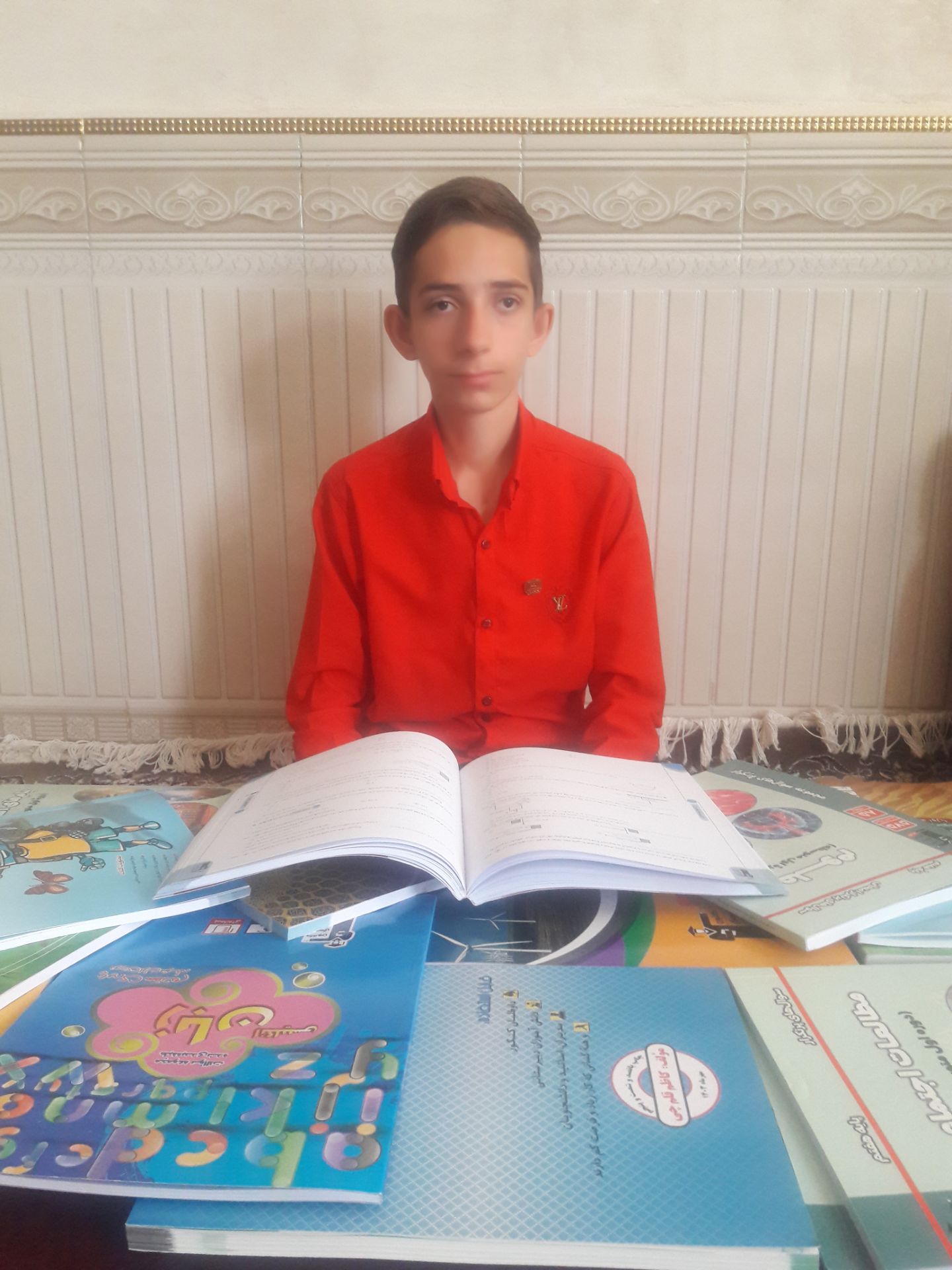 گفت و گو با آراد فتحی ؛ با 1639 پاسخ صحیح پایه هفتم از شهر گهواره