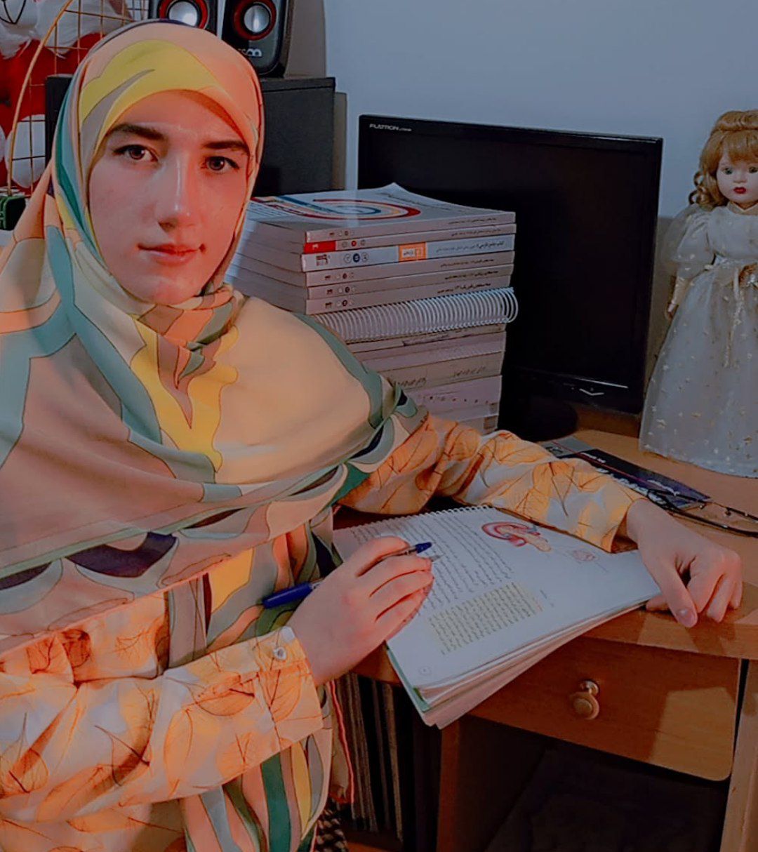 گفت و گو با اسرا سروندی ؛ قهرمان پاییز و پیوستگی در آزمون ها