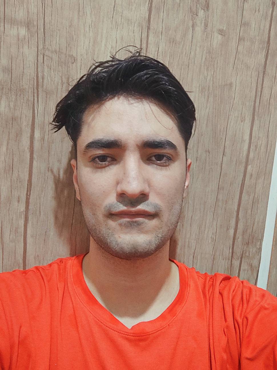 گفت و گو با امیرحسین امیدی ؛ قهرمان پاییز و پیوستگی در آزمون ها