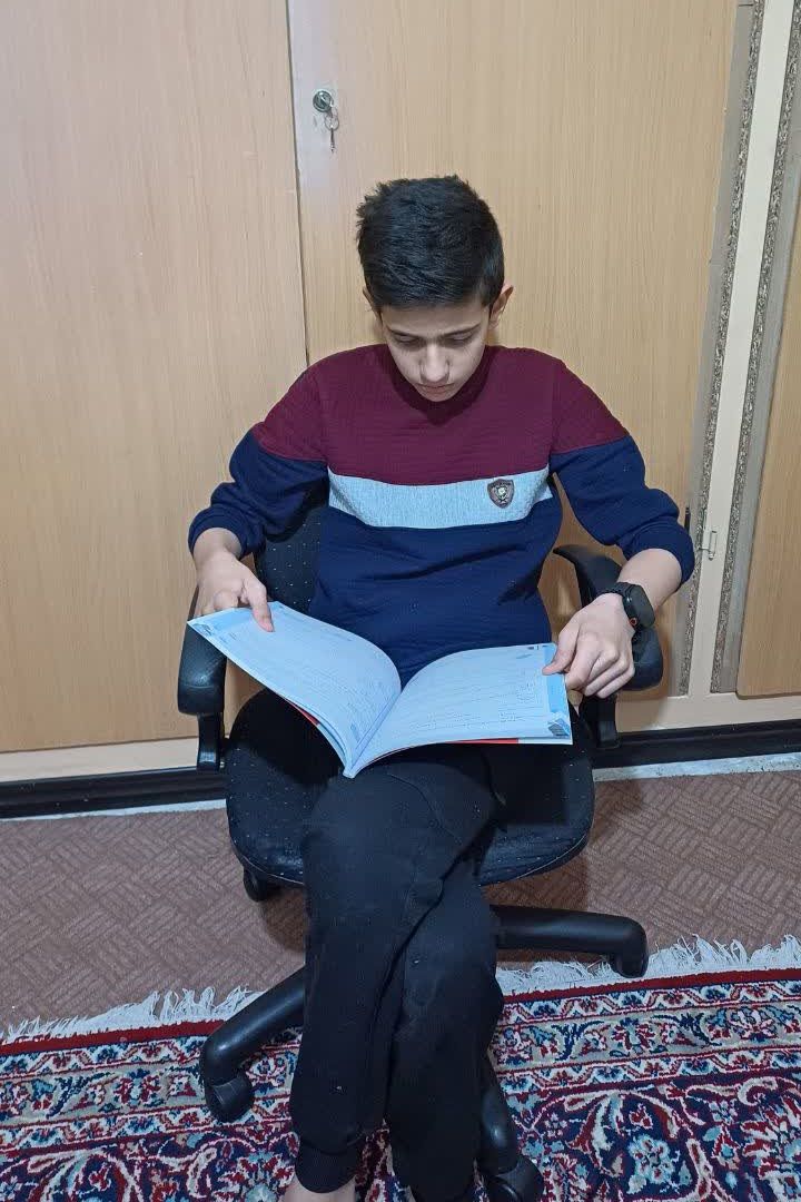 گفت و گو با مجتبی کریدی زاده؛قهرمان پیوستگی نیم سال اول پایه هفتم