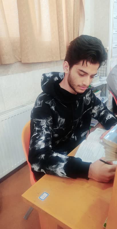 گفت وگو با ابوالفضل رنجبر دوازدهم انسانی عضوباشگاه 700تایی از قم