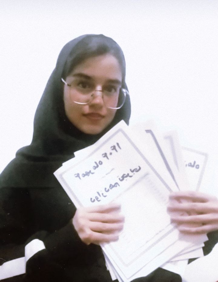 مصاحبه با سیده هانیه کاظمی: راه‌های موفقیت درآزمون- از بجنورد2