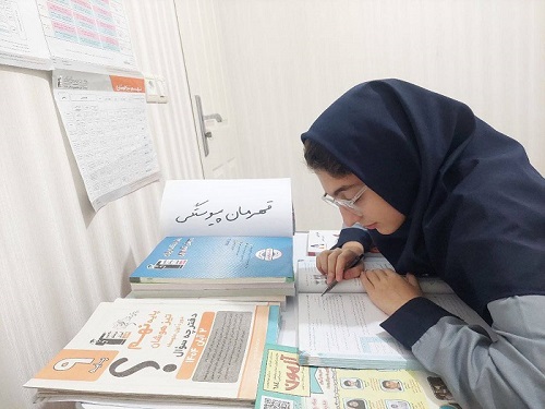 گفتگو باسارینا یغموری  راه‌های موفقیت در کانون بجنورد 2