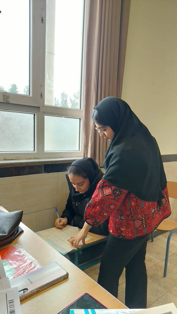 مصاحبه با سپیده عظیمی : راه‌های موفقیت درآزمون- از بجنورد2