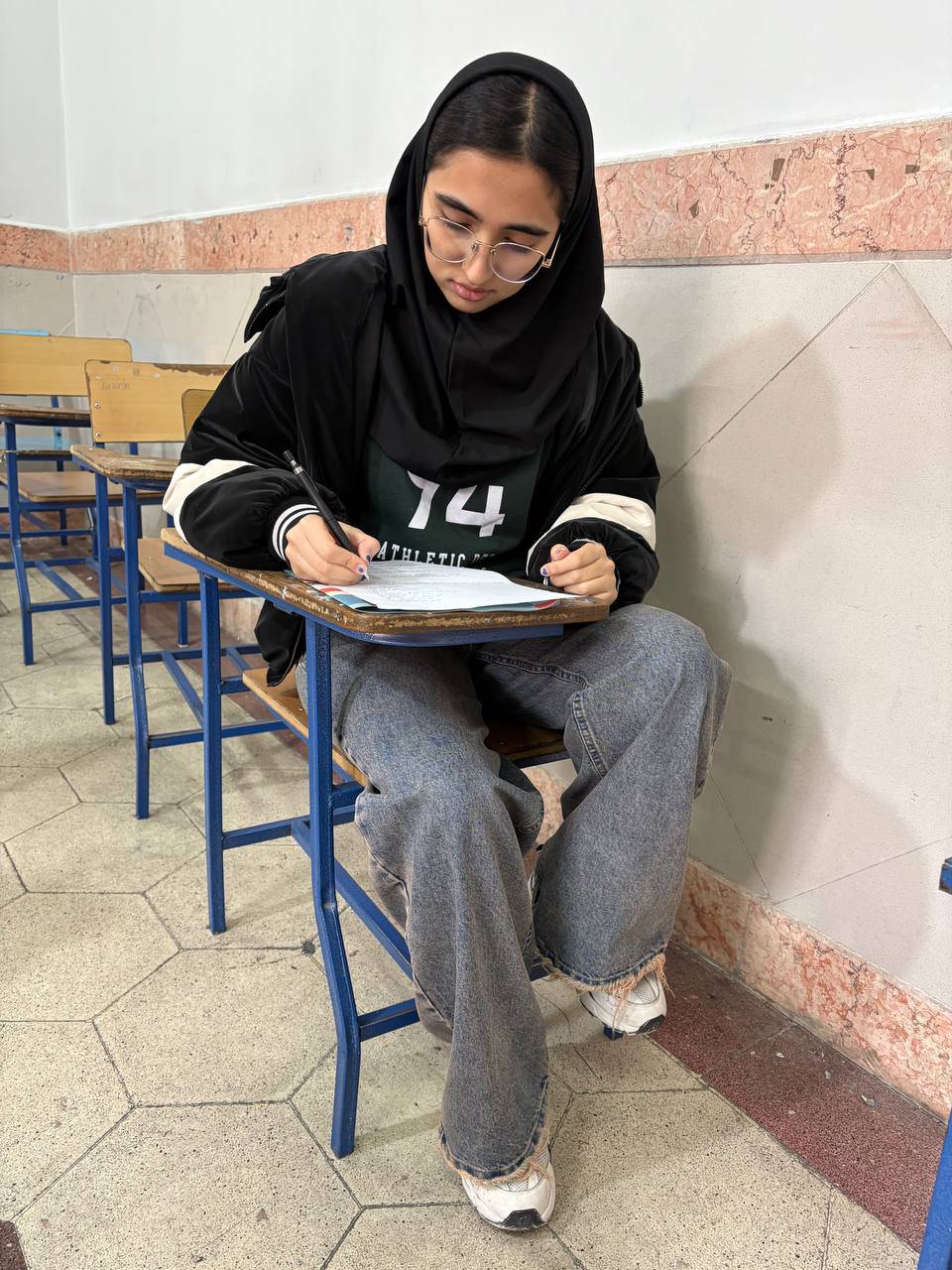 گفت‌وگو با مهدیس تیمورزاده: استمرار در مطالعه کلید موفقیت