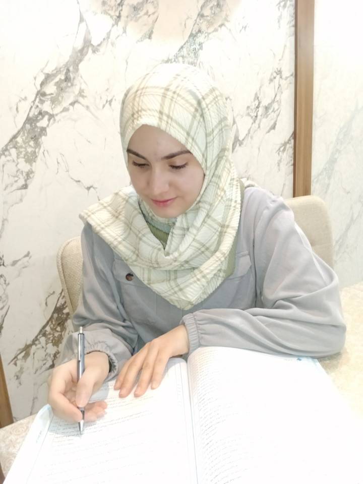 مصاحبه با فاطیما افنداک : راههای موفقیت درآزمون- از بجنورد2