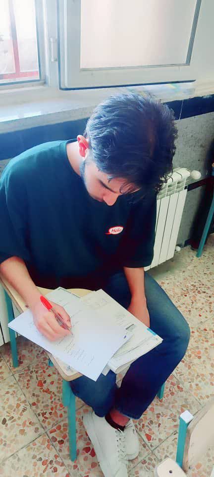 گفت وگو باابوالفضل ایزدپناه قهرمان پیوستگی دوازدهم تجربی ازباغملک