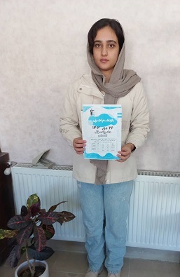 گفتگو با سنا حبیبی،یازدهم تجربی ،قهرمان پیشرفت در نیمسال اول