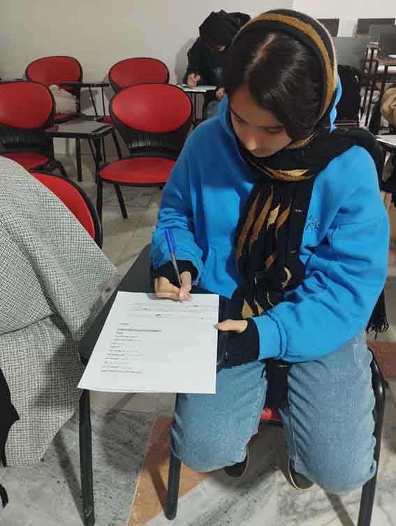 هنرستانی‌های جدی وپرتلاش ، نتایج درخشان : سارا هنری دوازدهم شبکه