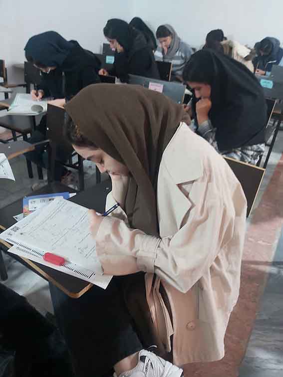 مهشید عیوضی دوازدهم تجربی قهرمان پیشرفت پاییز 1404